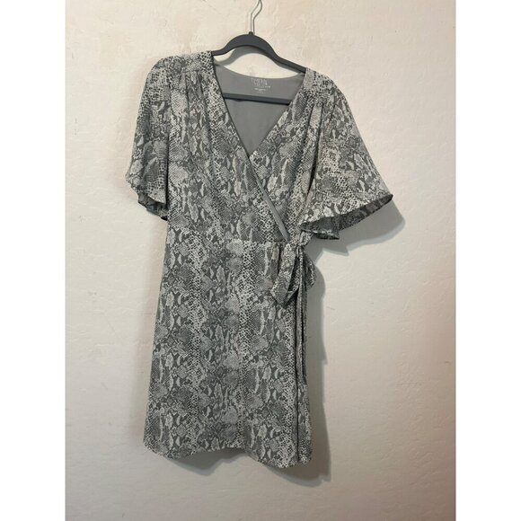 Time and Tru Sz L 12-14 Flutter Sleeve Midi Dress Tie Side Waist Lined Grey Anim - Picture 2 of 7
